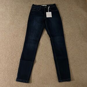 NWT KanCan dark wash skinny jeans. Size W1/24.